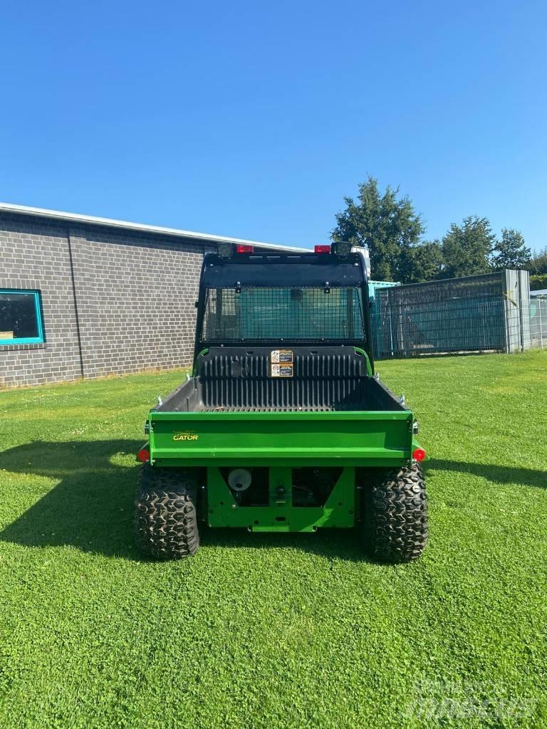 John Deere TH 6x4 全地形車