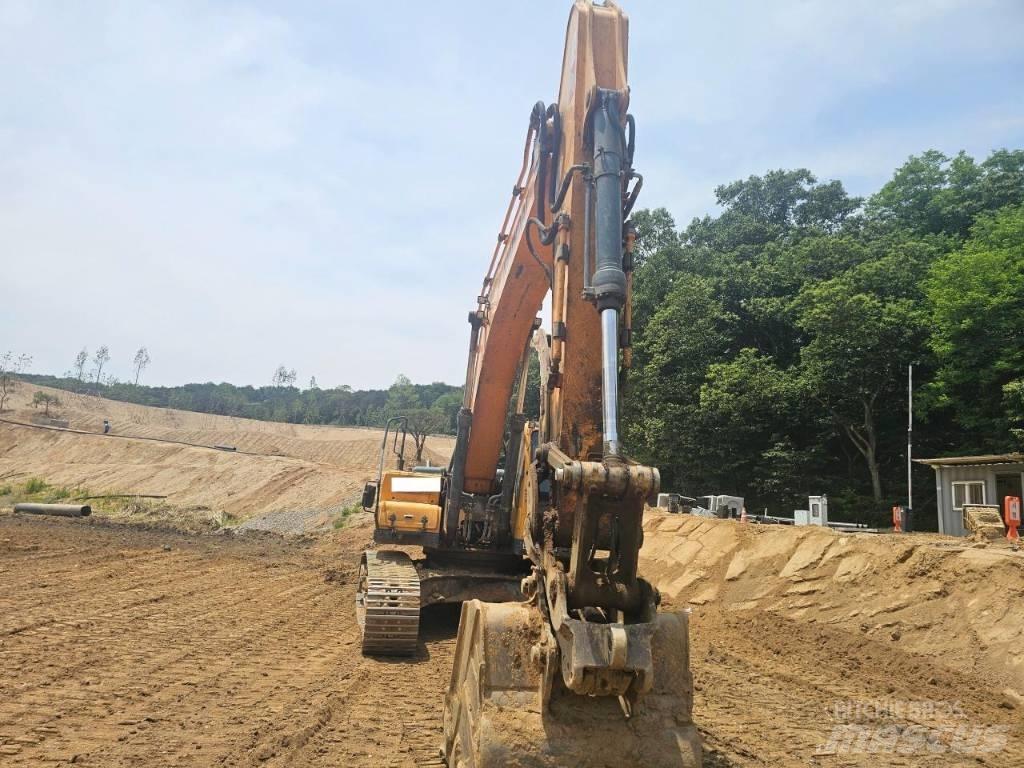 Hyundai Robex 300 LC 履帶式 挖土機/掘鑿機/挖掘機