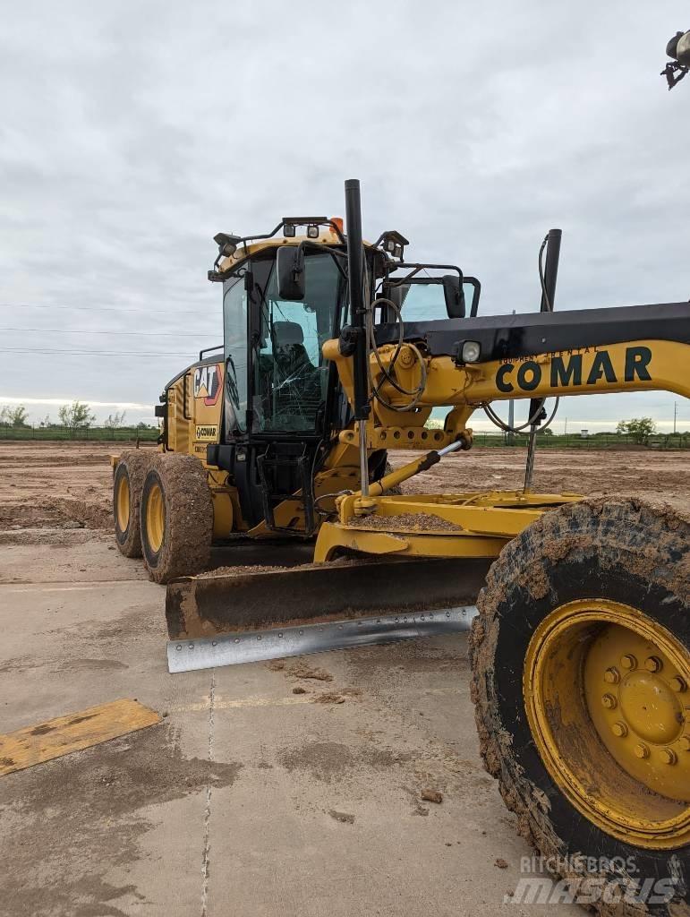 CAT 140 M 平土機