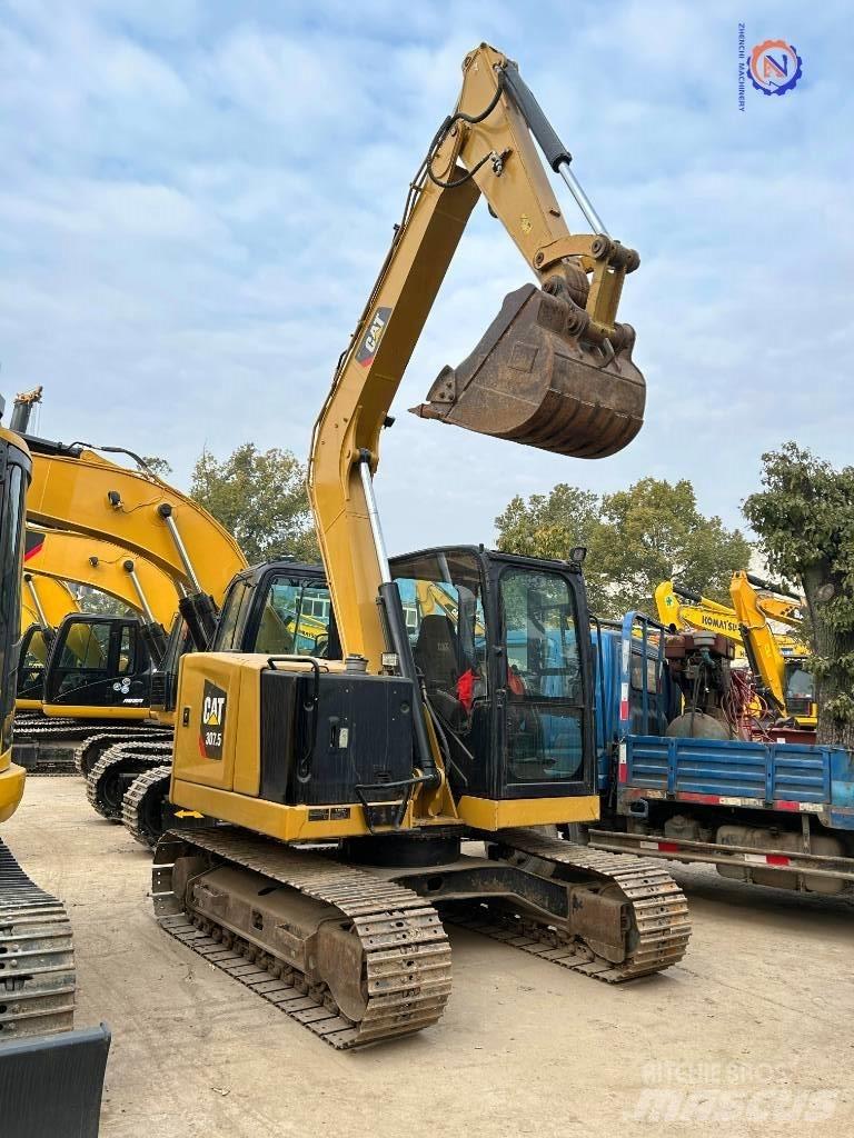 CAT 307 小型挖土機/掘鑿機<7t(小型挖掘機)