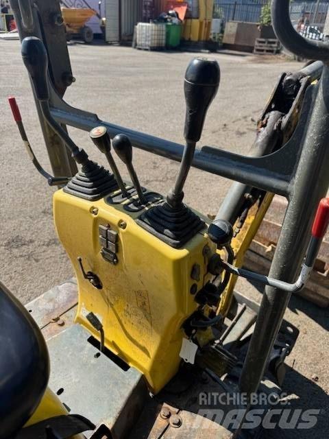 Wacker Neuson 803 小型挖土機/掘鑿機<7t(小型挖掘機)