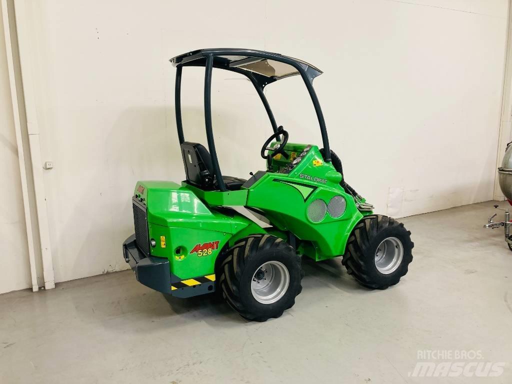 Avant 528 小型裝載機