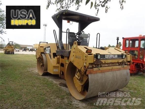 CAT CB-534DXW 單輪滾壓機