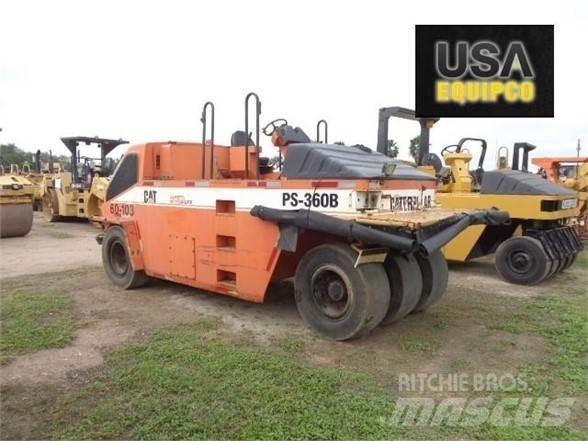 CAT PS-360B 膠輪滾壓機