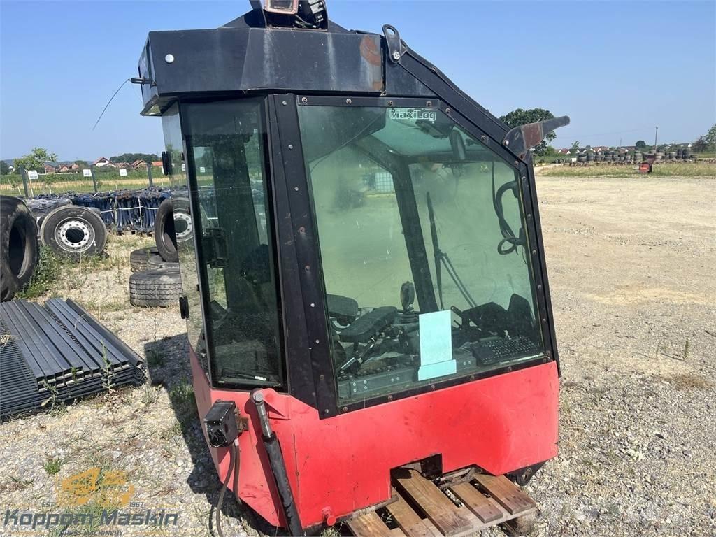 Valmet 911.1 駕駛室與內部