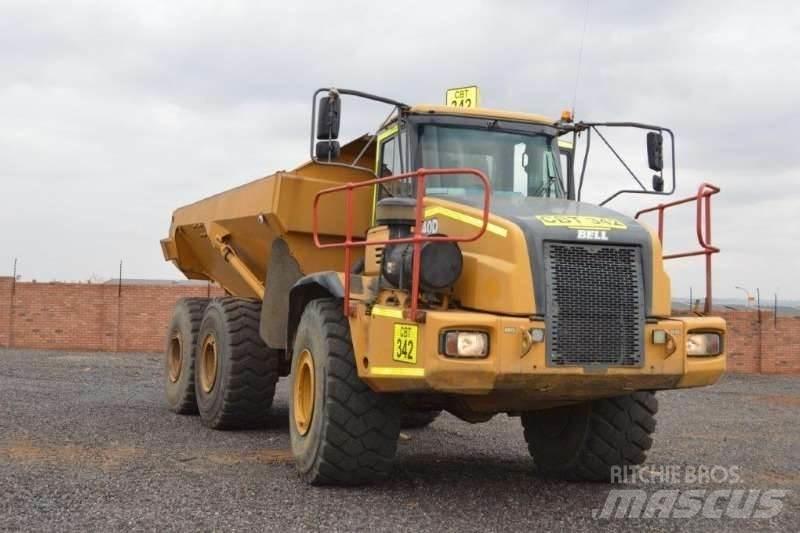 Bell B40D 鉸接式起吊車