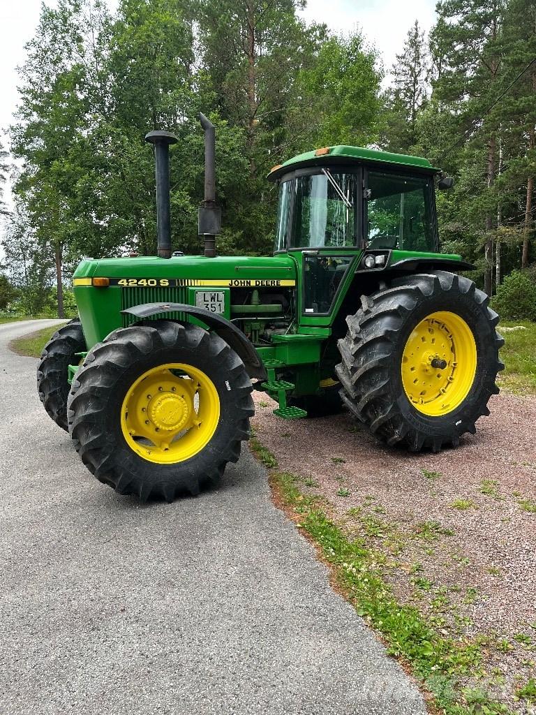 John Deere 4240 S 曳引機