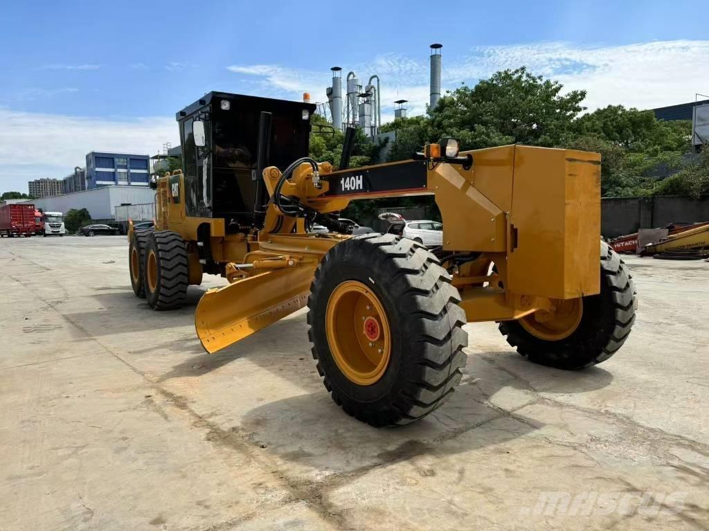 CAT 140H 平土機