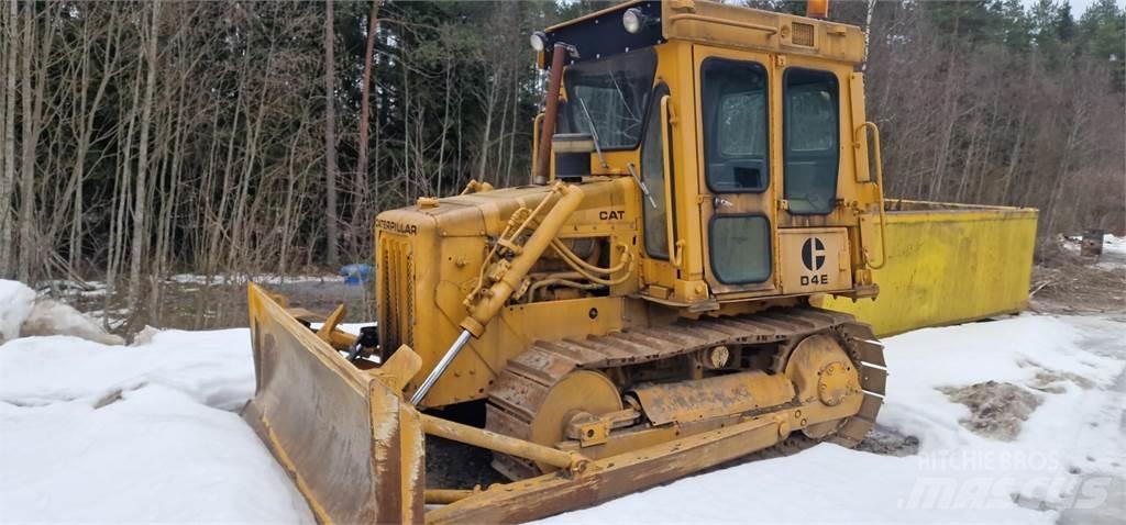 CAT D4E 履帶推土機