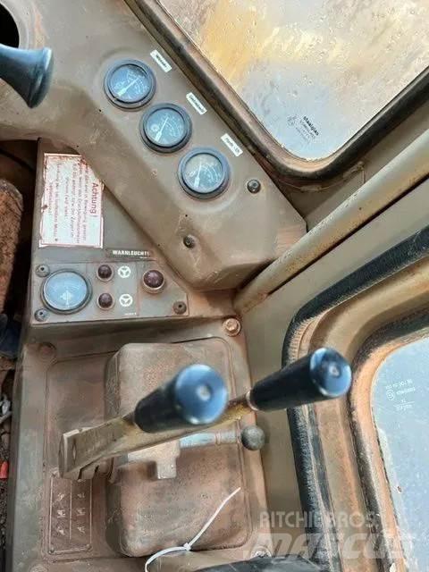 CAT 966D 輪胎式裝載機