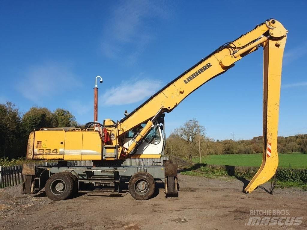 Liebherr A 934 C 廢棄物/工業用操作車