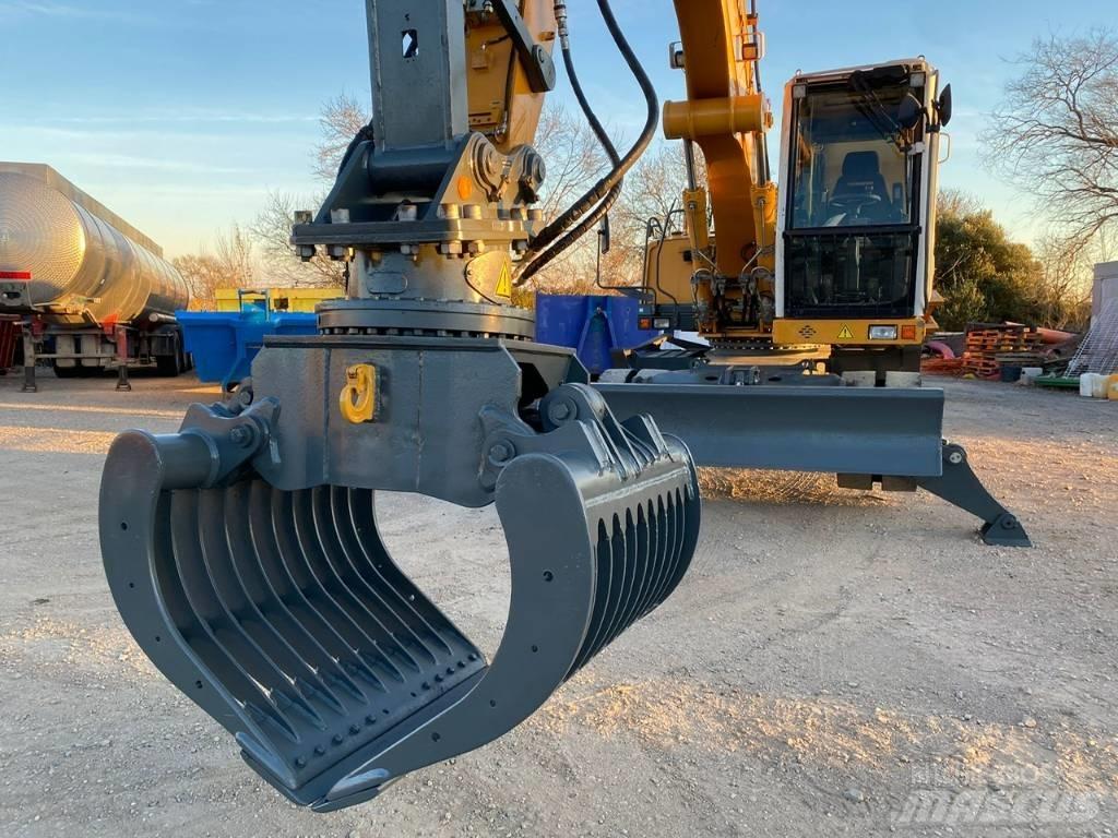 Liebherr A 316 廢棄物/工業用操作車