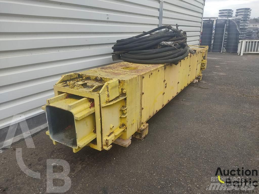 Delmag HB 30 鋪管推土機