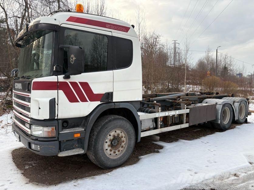 Scania G124 440 起重可拆卸式卡車