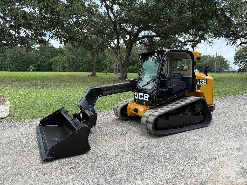 JCB 3 TS-8T 滑移轉向裝載機