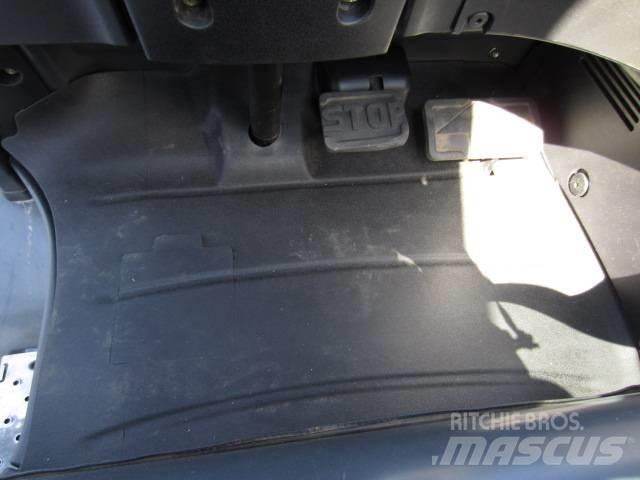Linde E 30 電動堆高機
