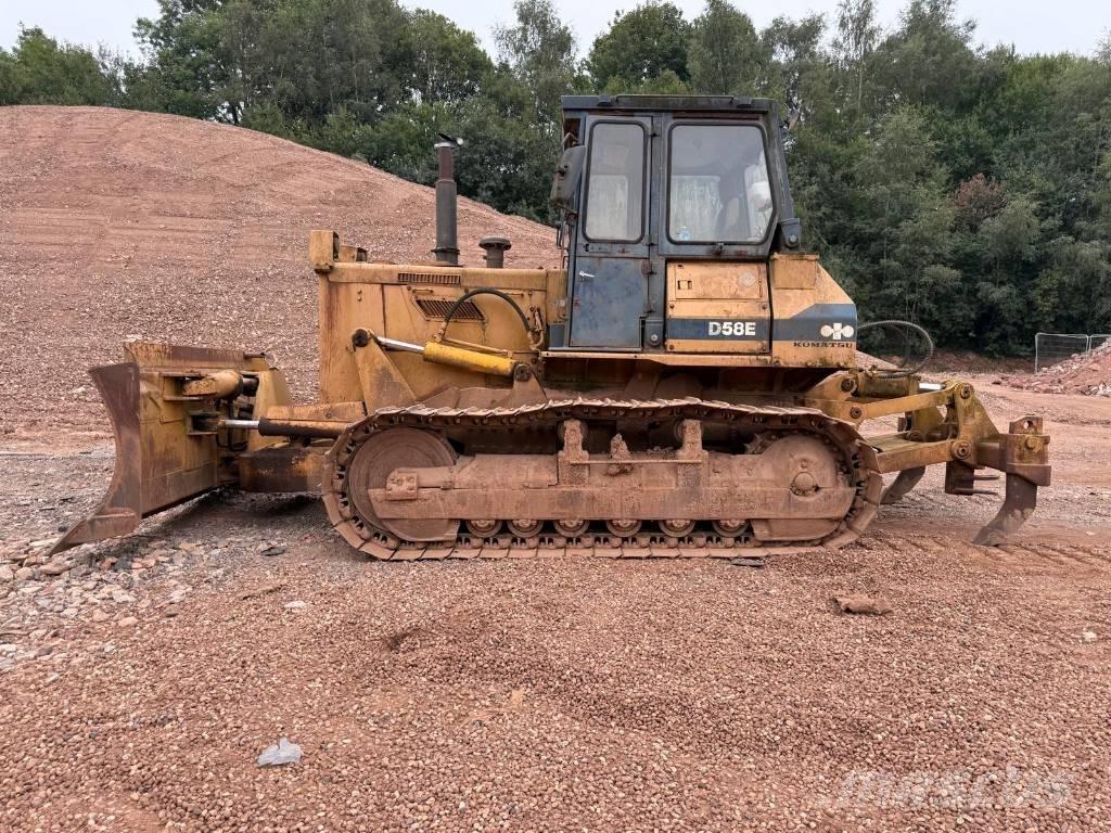 Komatsu D58E-1 履帶推土機
