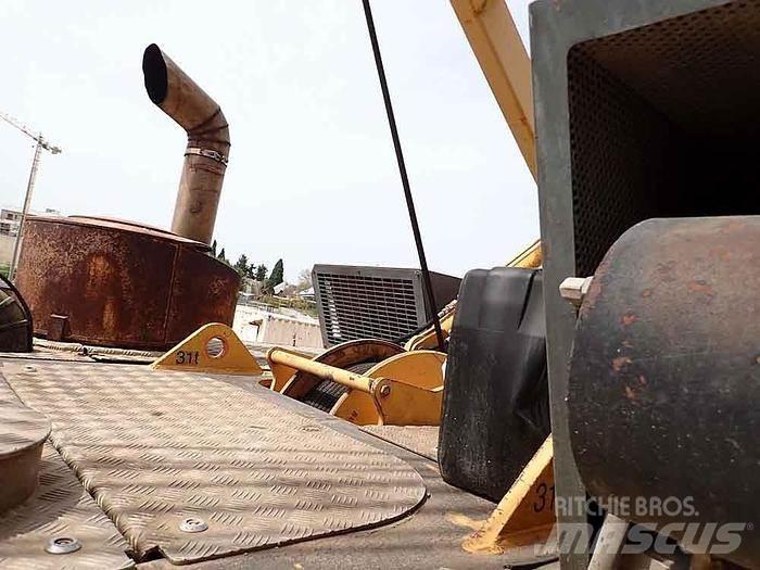 Liebherr HS855HD 其他升降機械