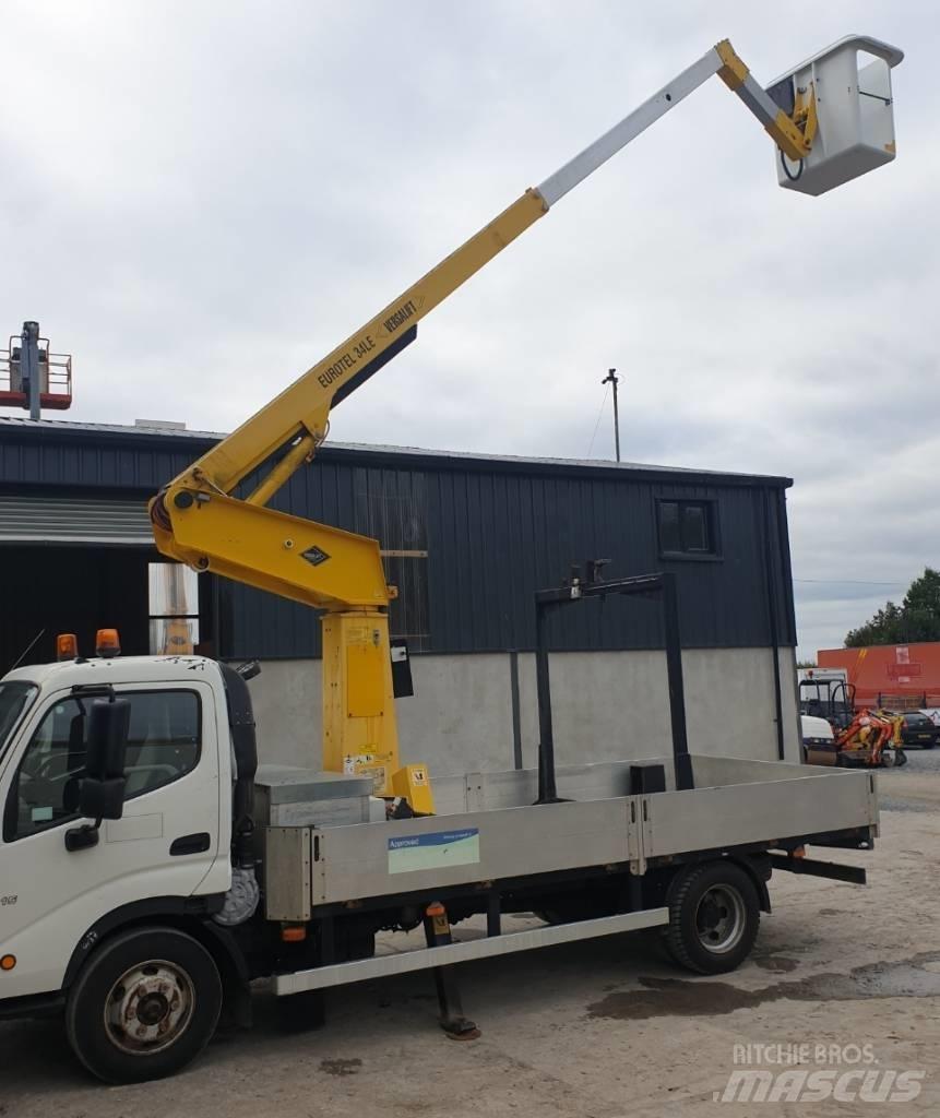 Hino 300 其他貨車