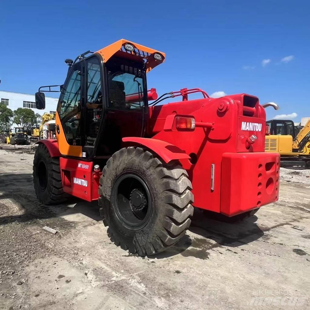 Manitou TL1040 伸縮臂操作車