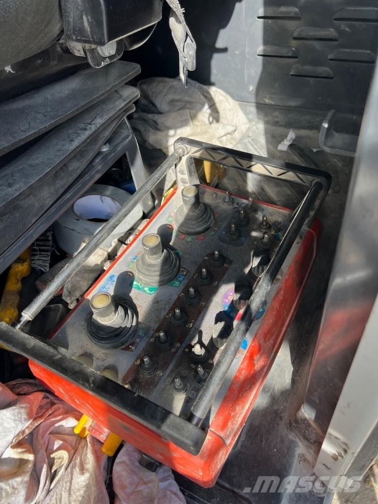 Sandvik DX 800i 鑽孔機