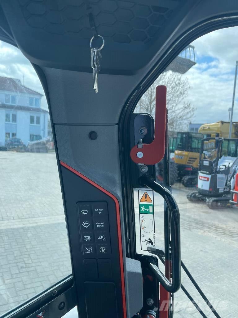 Bobcat T86 推土機