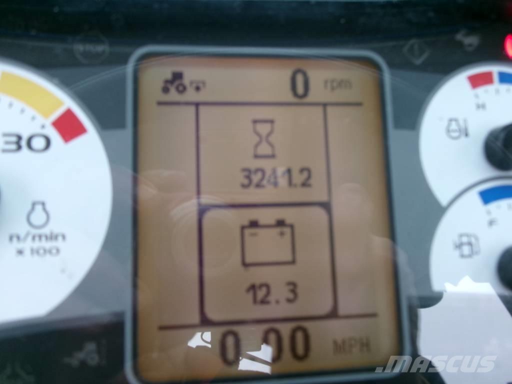 New Holland T 4.75 曳引機