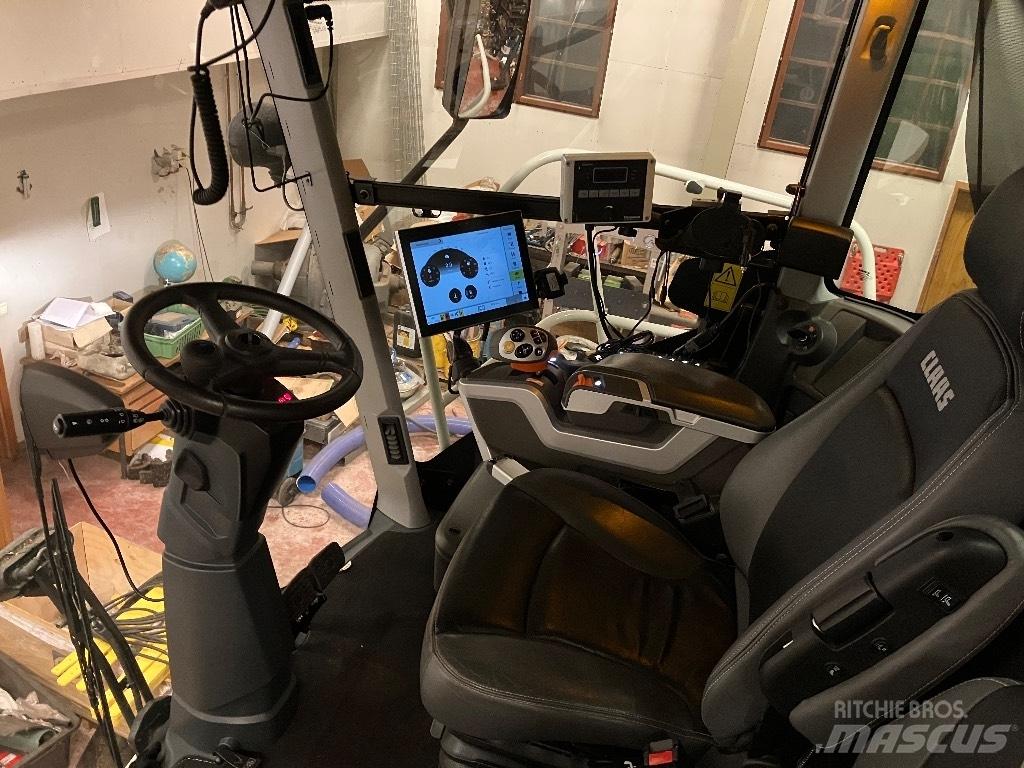 CLAAS Jaguar 950 自走式飼料採集機
