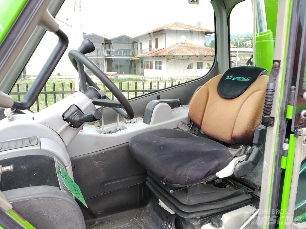 Merlo P 38.13 伸縮臂操作車