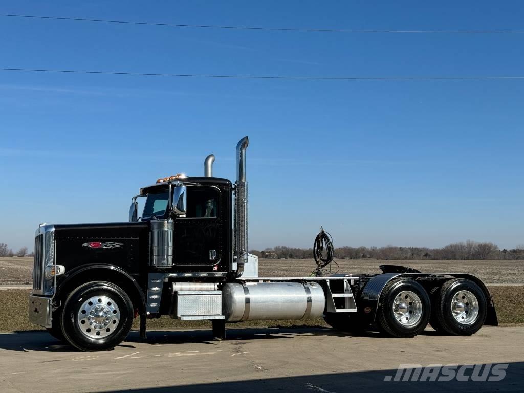 Peterbilt 389 曳引機組件