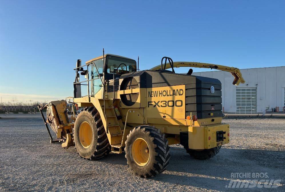 New Holland FX 300 自走式飼料採集機