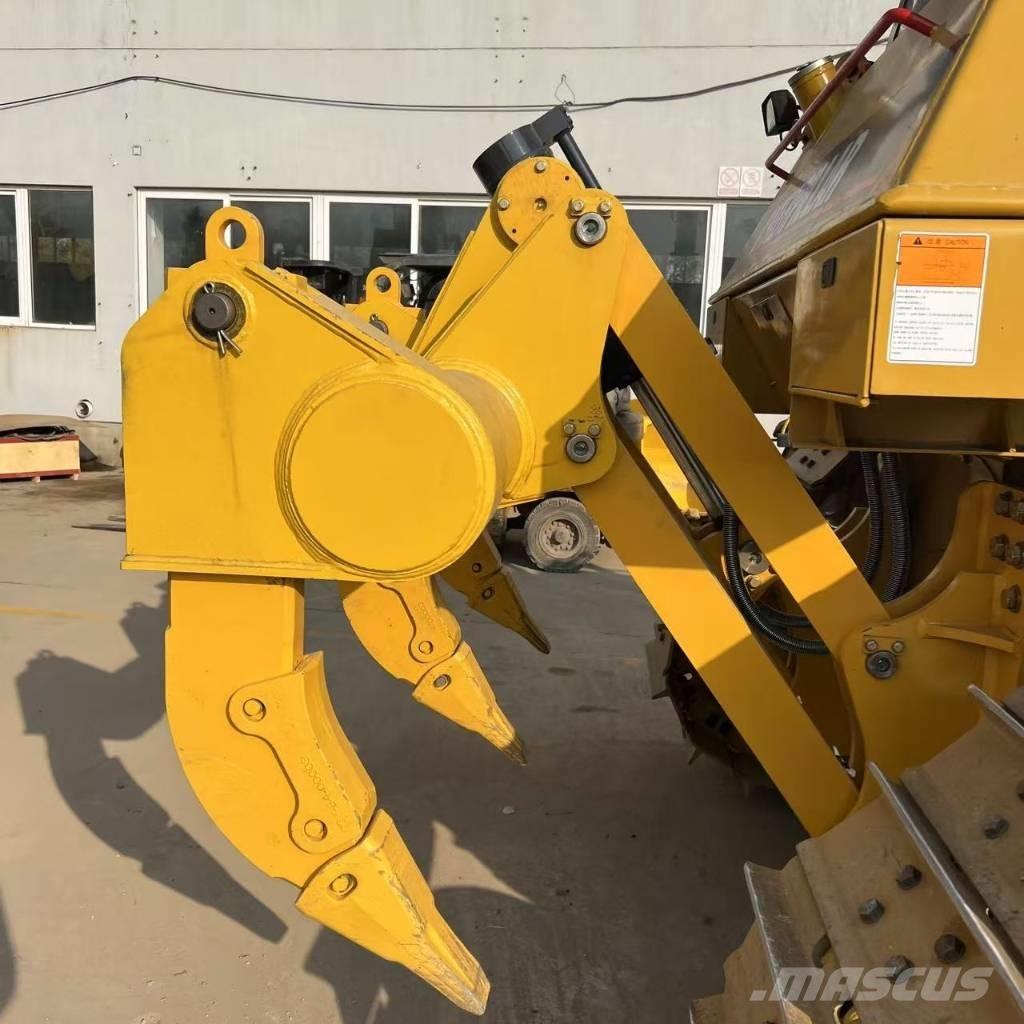 CAT D 8 R 履帶推土機