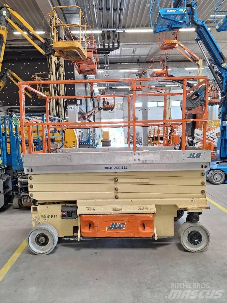JLG 2646 ES 剪式升降機