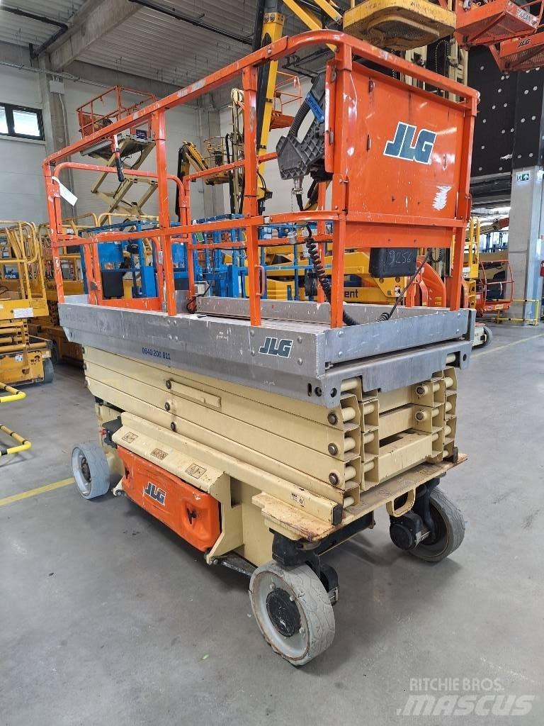 JLG 2646 ES 剪式升降機