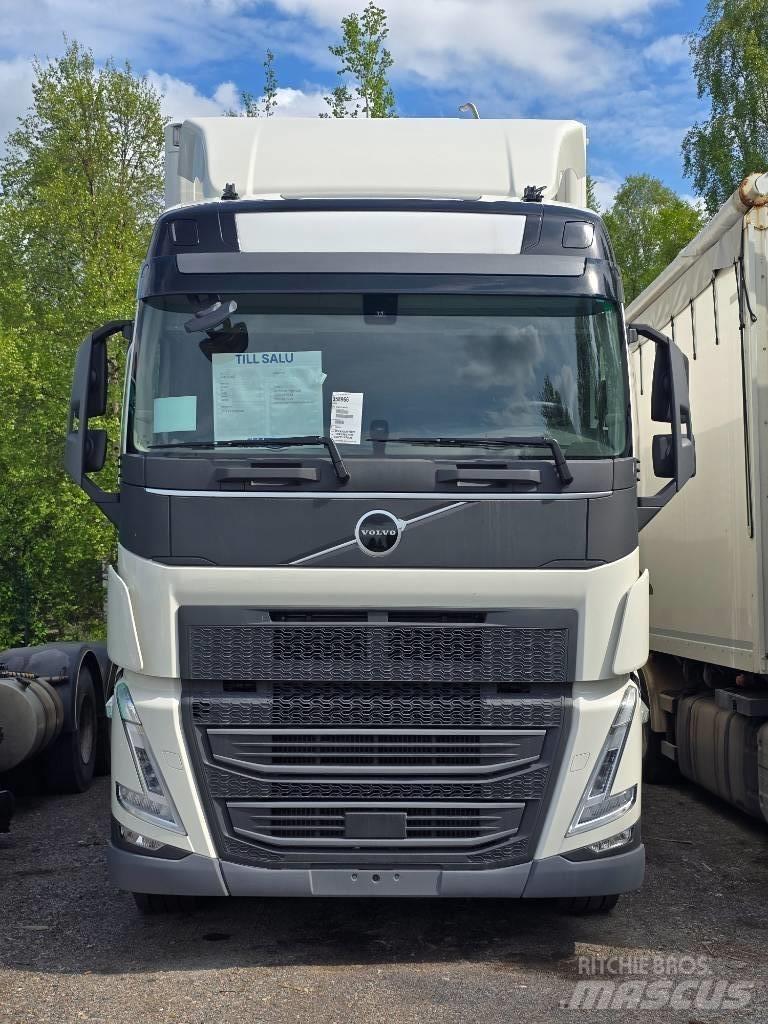 Volvo FH460 貨箱式卡車