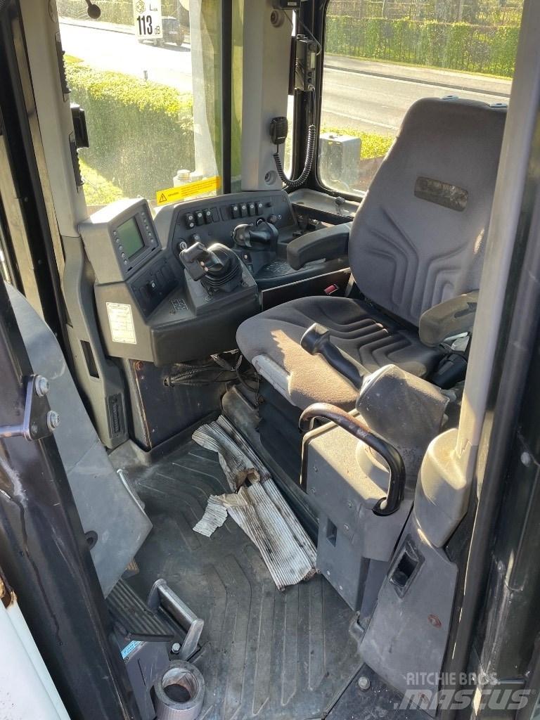 CAT D8T LGP 履帶推土機