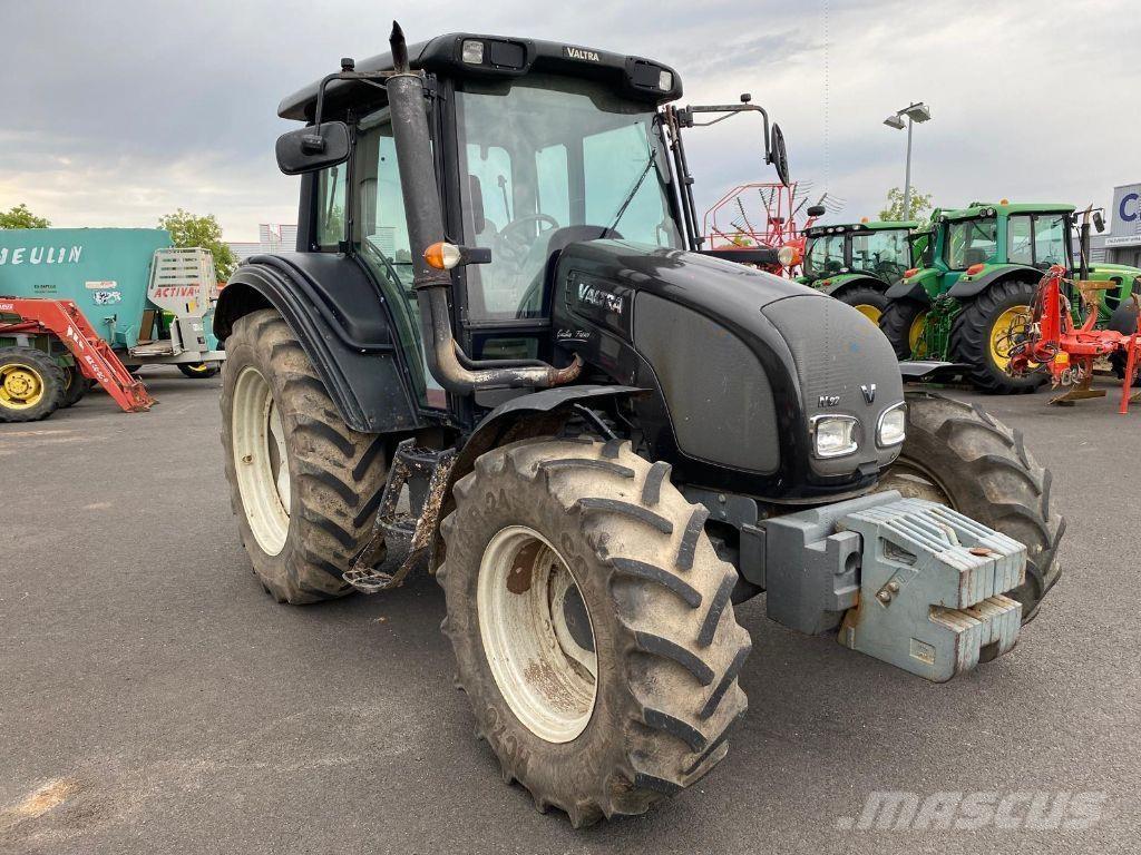 Valtra N92 HITECH 曳引機