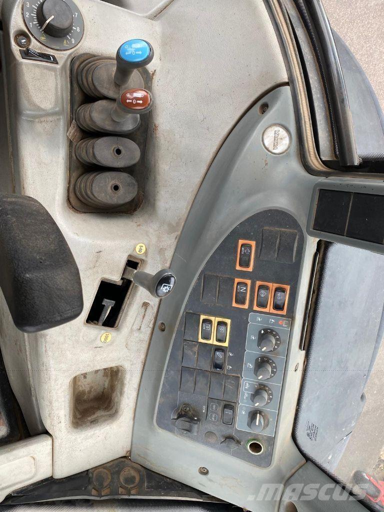 Valtra N92 HITECH 曳引機