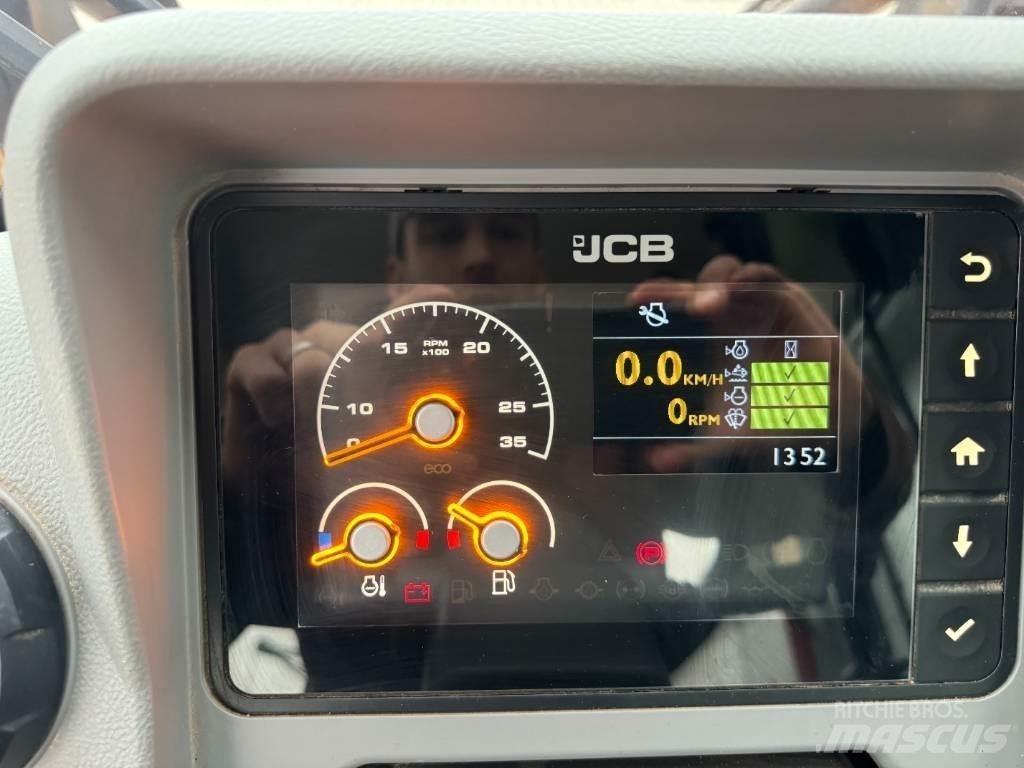 JCB 411 HT 輪胎式裝載機