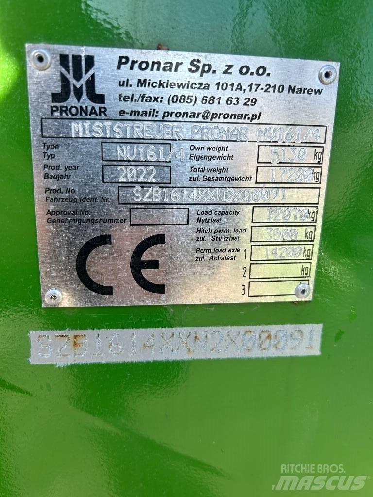 Pronar NV 161-4 肥料撒布機