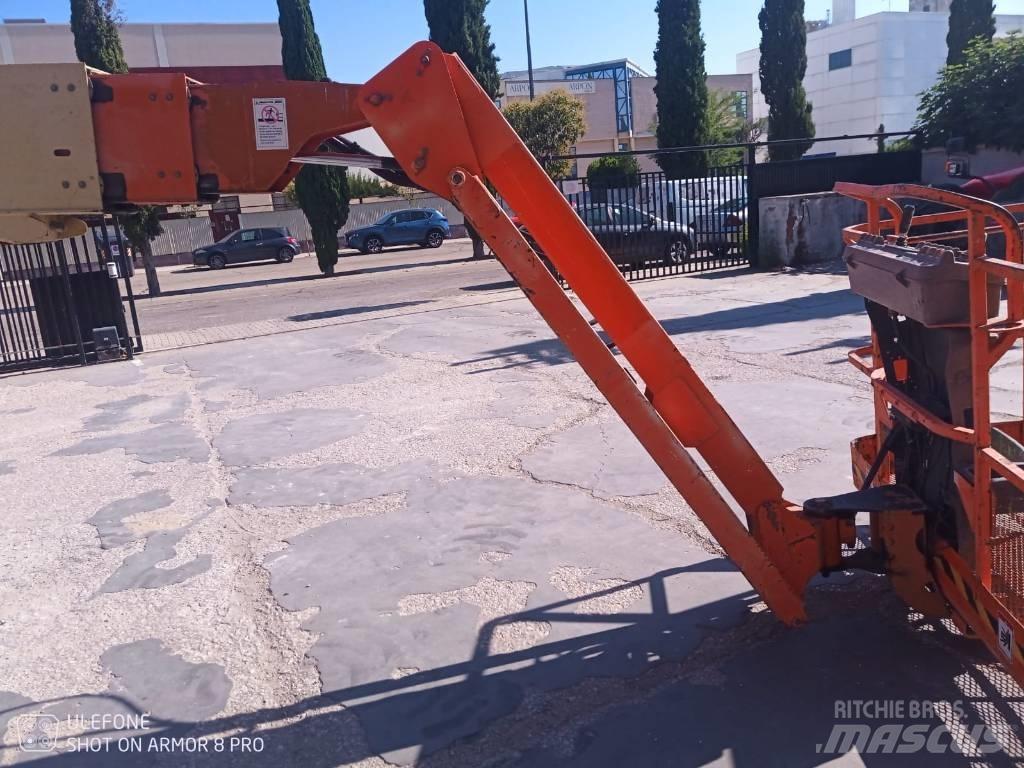 JLG 660 SJ 伸縮臂高空作業車