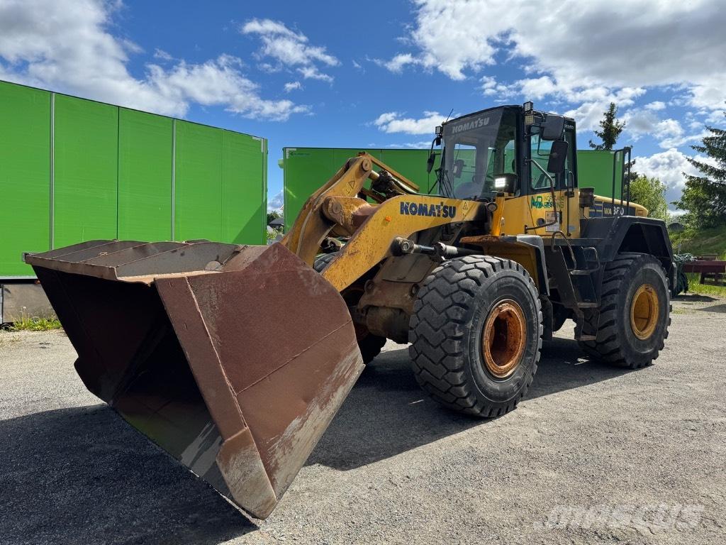 Komatsu WA 380 輪胎式裝載機