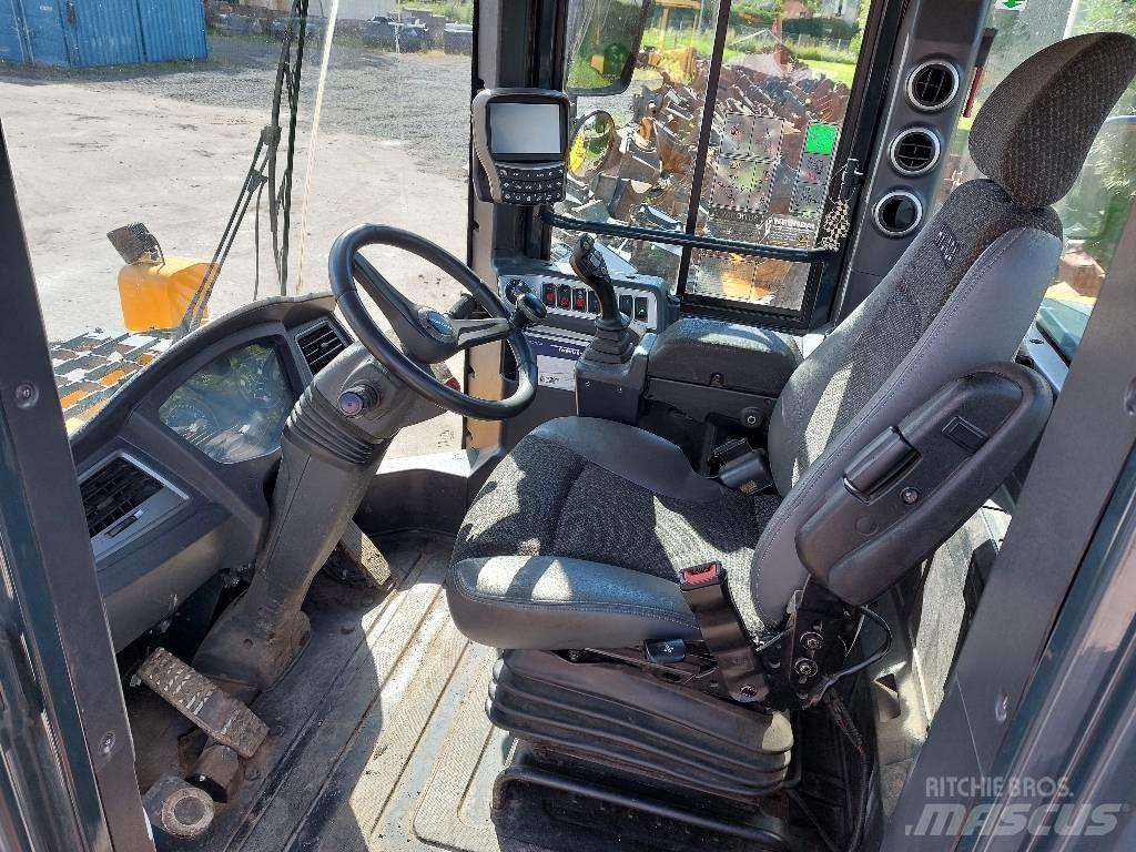 Hyundai HL 960 輪胎式裝載機