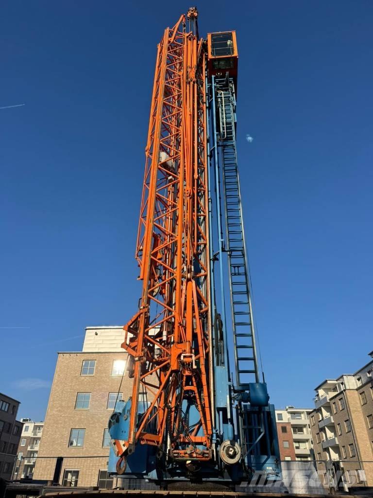 Spierings sk2400R 履帶式起重機