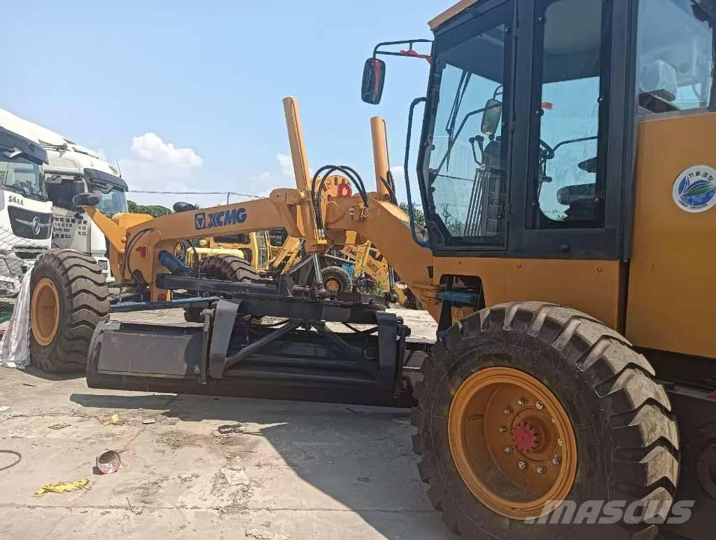 XCMG GR 1803 平土機