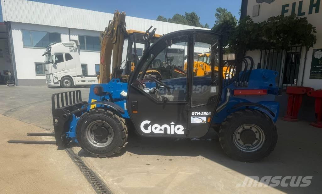 Genie GTH 2506 伸縮臂操作車