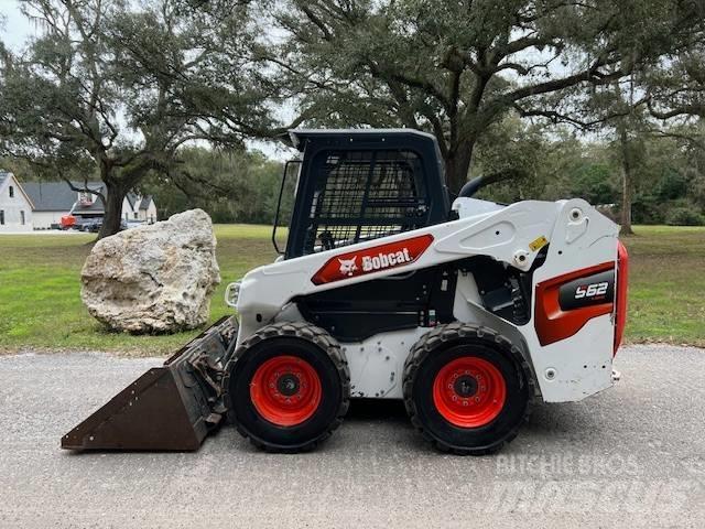 Bobcat S 62 滑移轉向裝載機