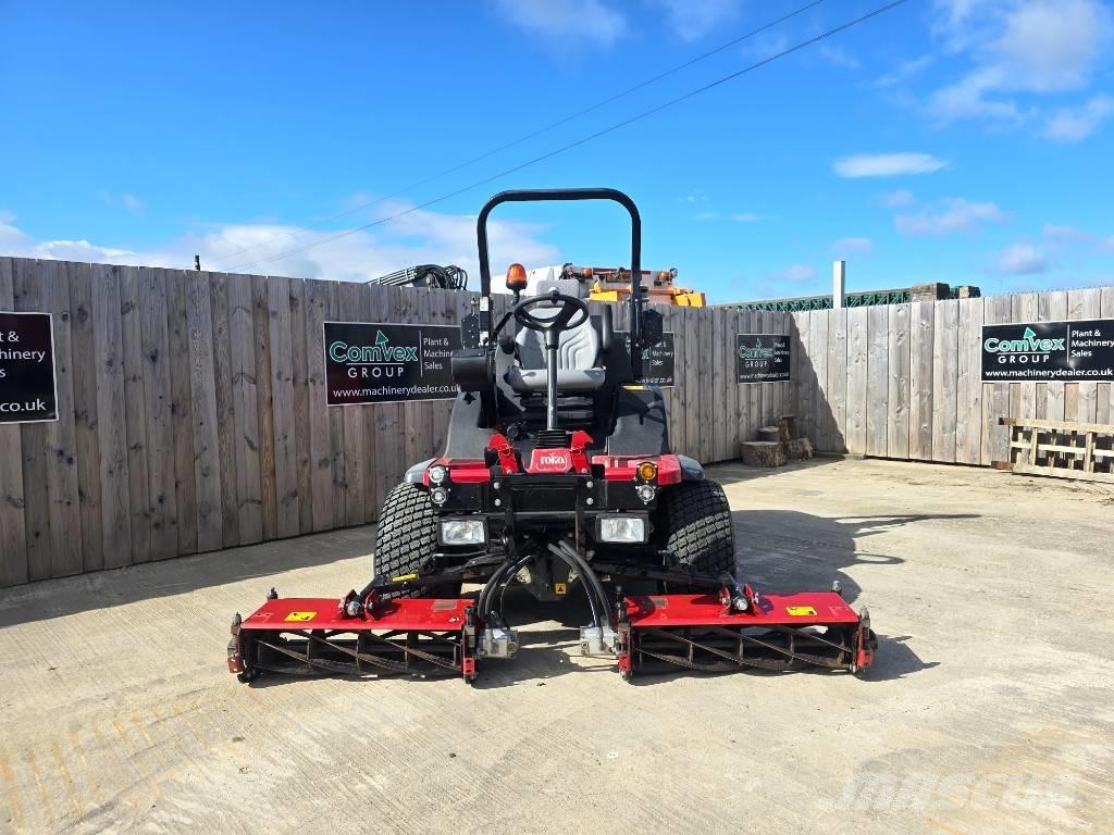 Toro LT3340 Fairway mowers