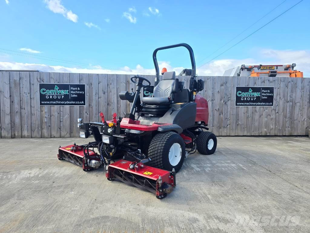 Toro LT3340 Fairway mowers