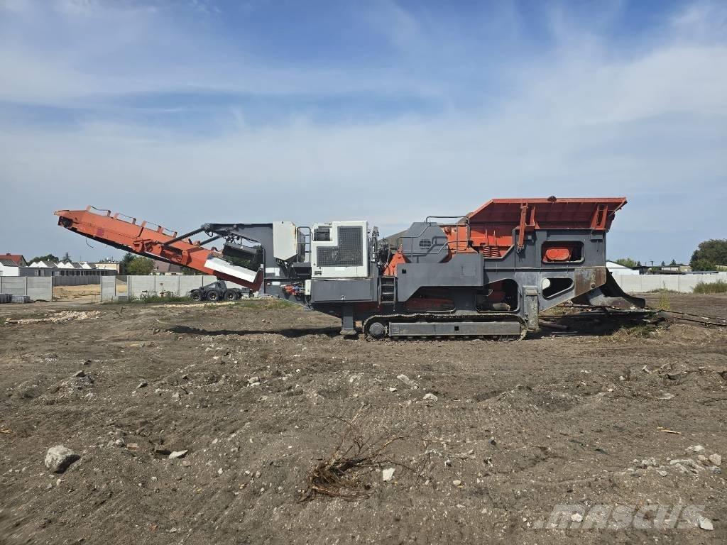 Sandvik QJ 341 移動式壓碎機